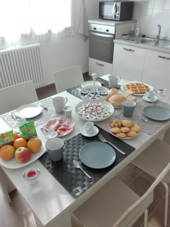 לינה וארוחת בוקר Torriana Rinaldi House מראה חיצוני תמונה